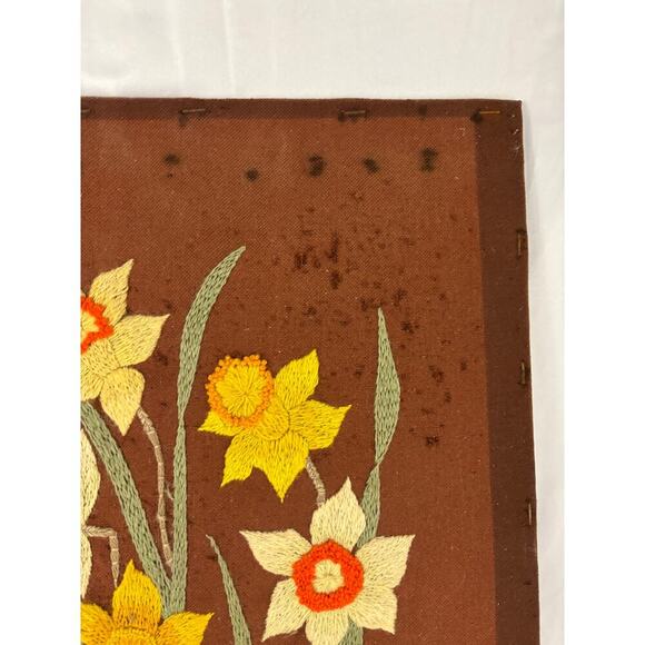 VTG Crewel Floral Daffodil Paragon Needlepoint 70s Unframed Wall Art 14"x24" - Picture 4 of 12